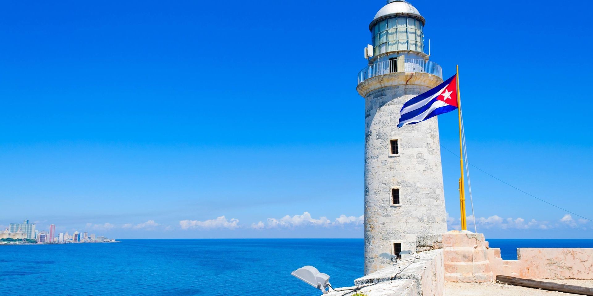 Castillo de los Tres Reyes del Morro located in Havana City.